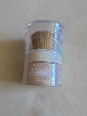 L'Oreal True Match Loose Mineral Foundation with Brush - Soft Ivory NEW SEALED